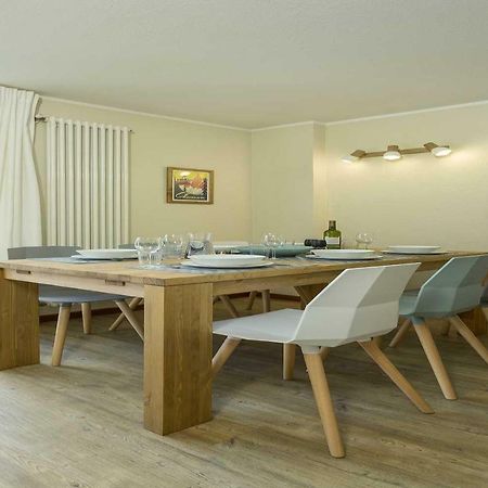 Apartment Ensa - Alpes Travel - Central Chamonix - Sleeps 4 Buitenkant foto