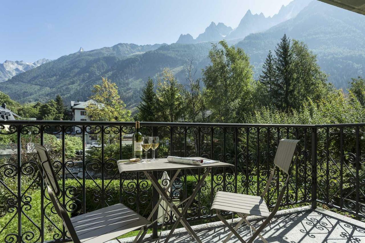 Apartment Ensa - Alpes Travel - Central Chamonix - Sleeps 4 Buitenkant foto